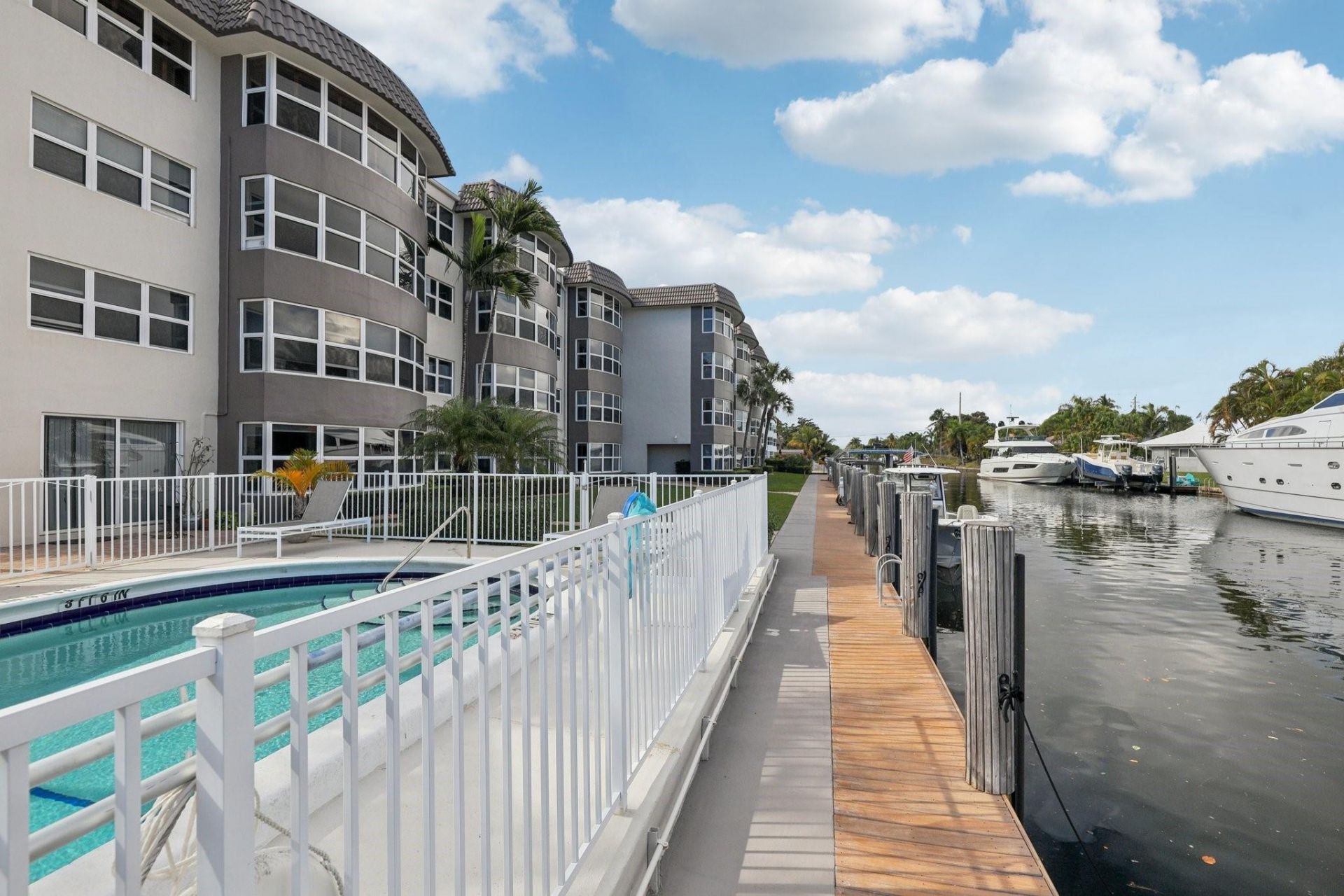 3031 NE 51st Street, Unit 201w, Fort Lauderdale, FL 33308 Photo
