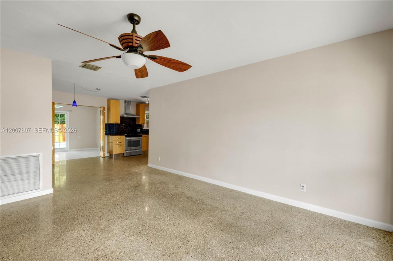 4051 NE 17th Ter, Pompano Beach, FL 33064 Photo