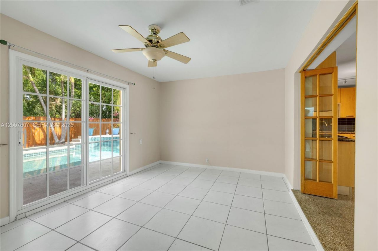 4051 NE 17th Ter, Pompano Beach, FL 33064 Photo