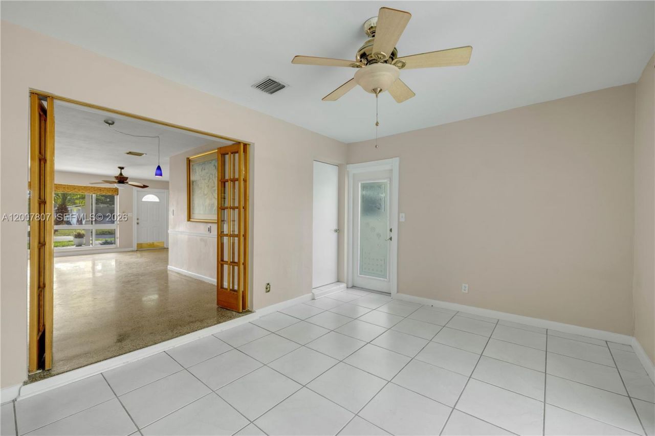 4051 NE 17th Ter, Pompano Beach, FL 33064 Photo