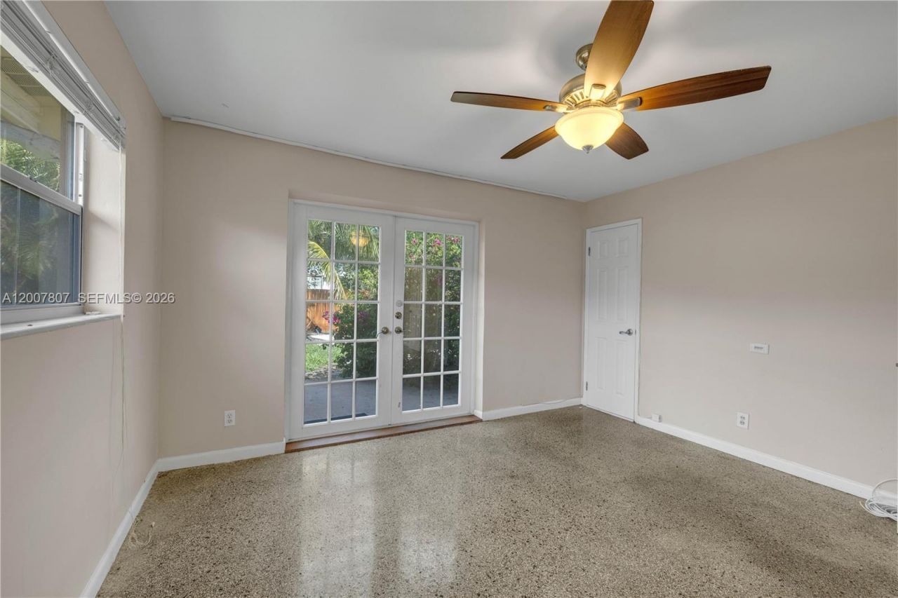 4051 NE 17th Ter, Pompano Beach, FL 33064 Photo