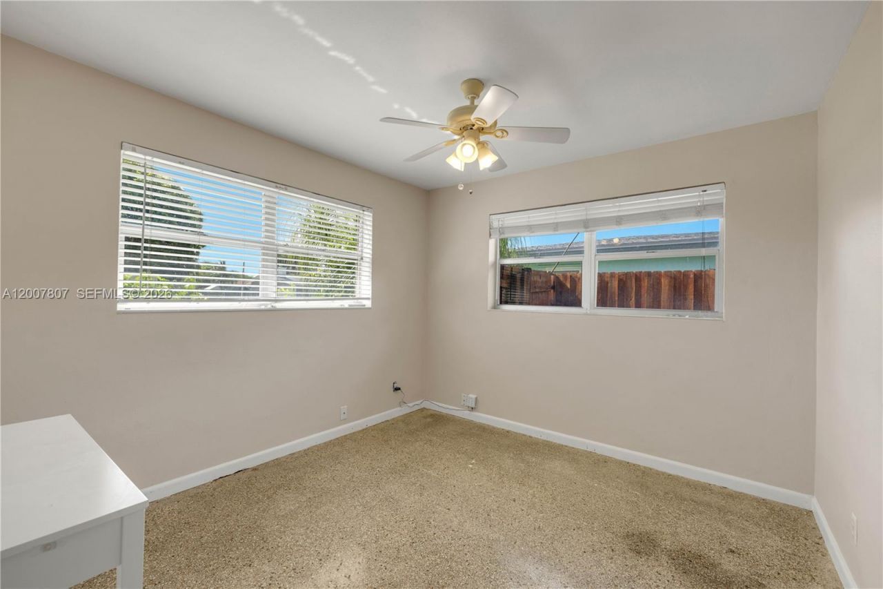 4051 NE 17th Ter, Pompano Beach, FL 33064 Photo