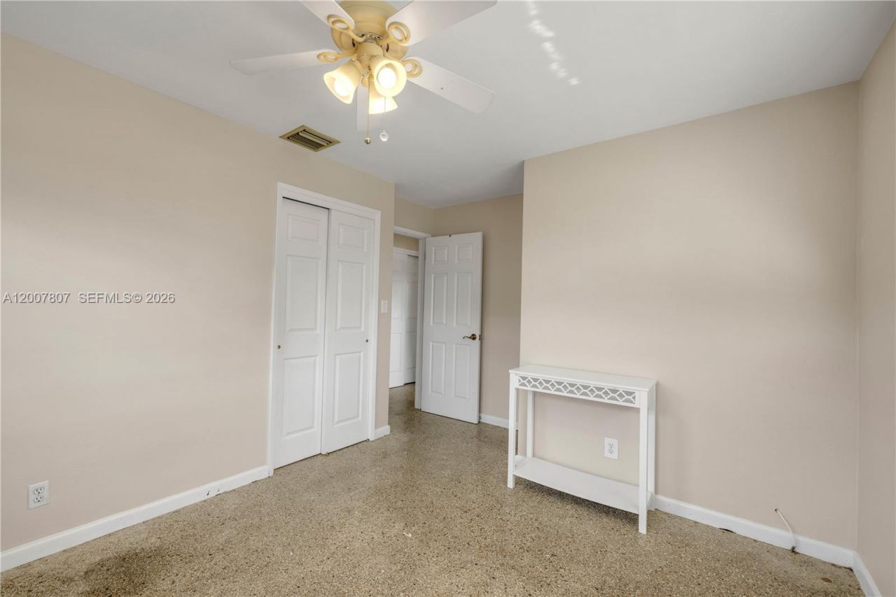 4051 NE 17th Ter, Pompano Beach, FL 33064 Photo