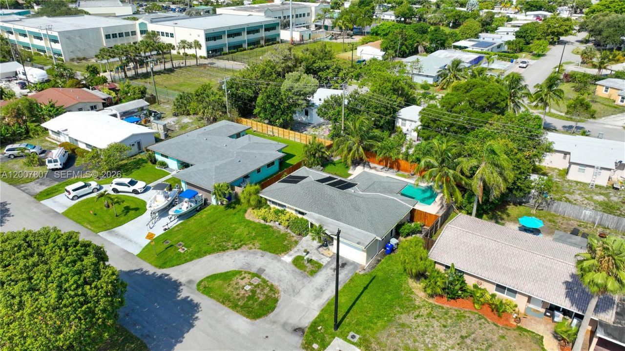 4051 NE 17th Ter, Pompano Beach, FL 33064 Photo