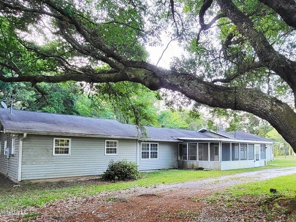 15448 Lizana School Road, Gulfport, MS 39503