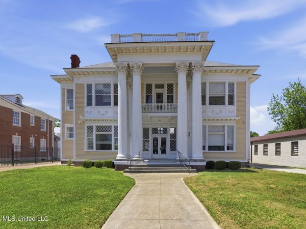 737 N State Street, Jackson, MS 39202