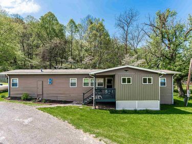 134 Levels Road, Fairmont, WV 26554