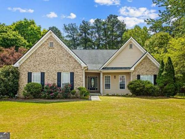 3785 Brushy Wood Drive, Loganville, GA 30052