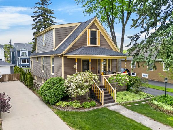 4725 Main Street , Downers Grove, IL 60515