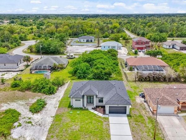 548 Long Island ST E, LEHIGH ACRES, FL 33974