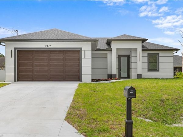 3715 38th ST SW, LEHIGH ACRES, FL 33976