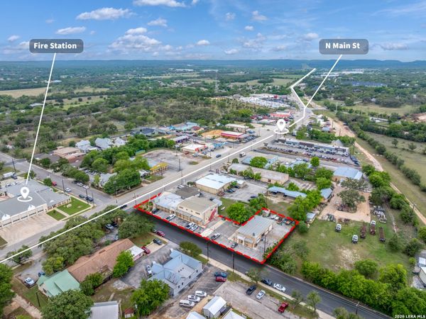 801 N Main, Boerne, TX 78006