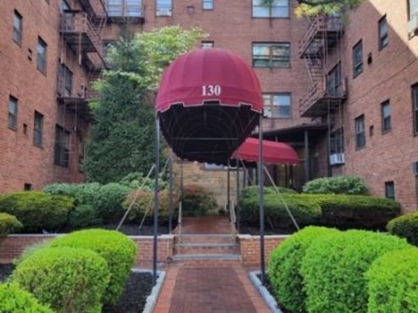 130 Orient Way, Unit 2K, Rutherford, NJ 07070