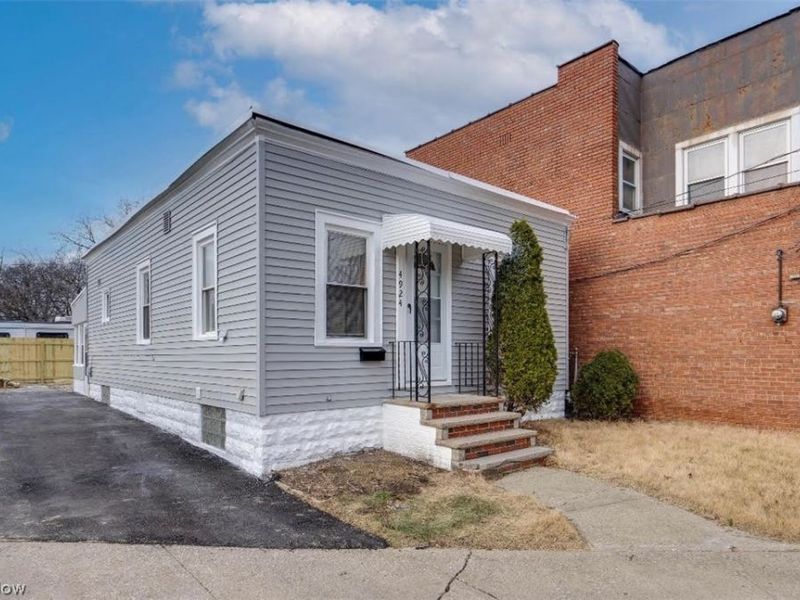 4924 Pearl Road, Cleveland, OH 44109 Photo 1