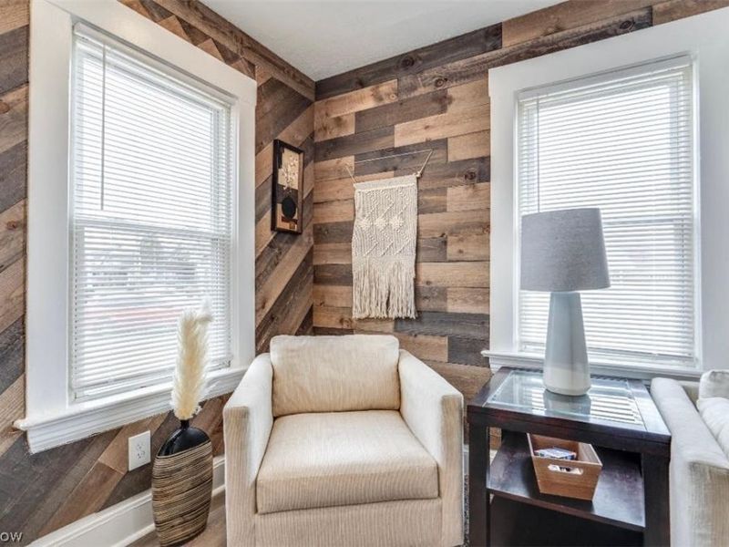 4924 Pearl Road, Cleveland, OH 44109 Photo 5