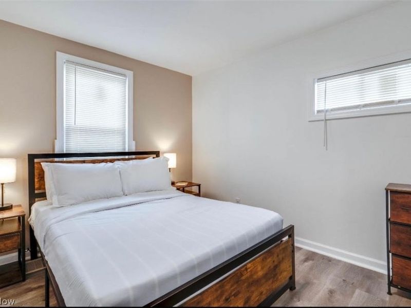 4924 Pearl Road, Cleveland, OH 44109 Photo 8