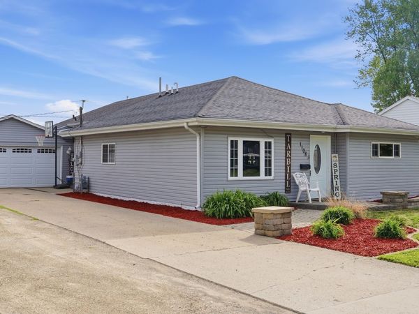 1108 Harvey Drive , Sterling, IL 61081