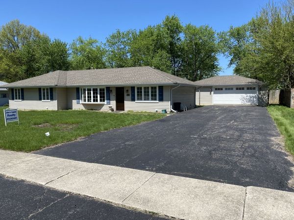 3825 Leominster Avenue, Joliet, IL 60431