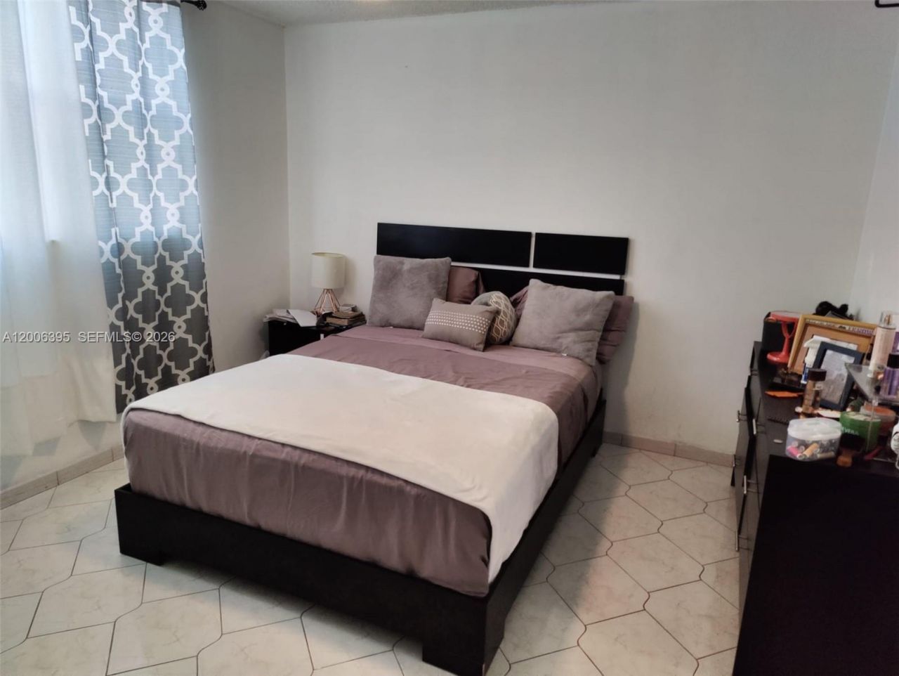 1810 N Lauderdale Ave , Unit 2204, North Lauderdale, FL 33068 Photo