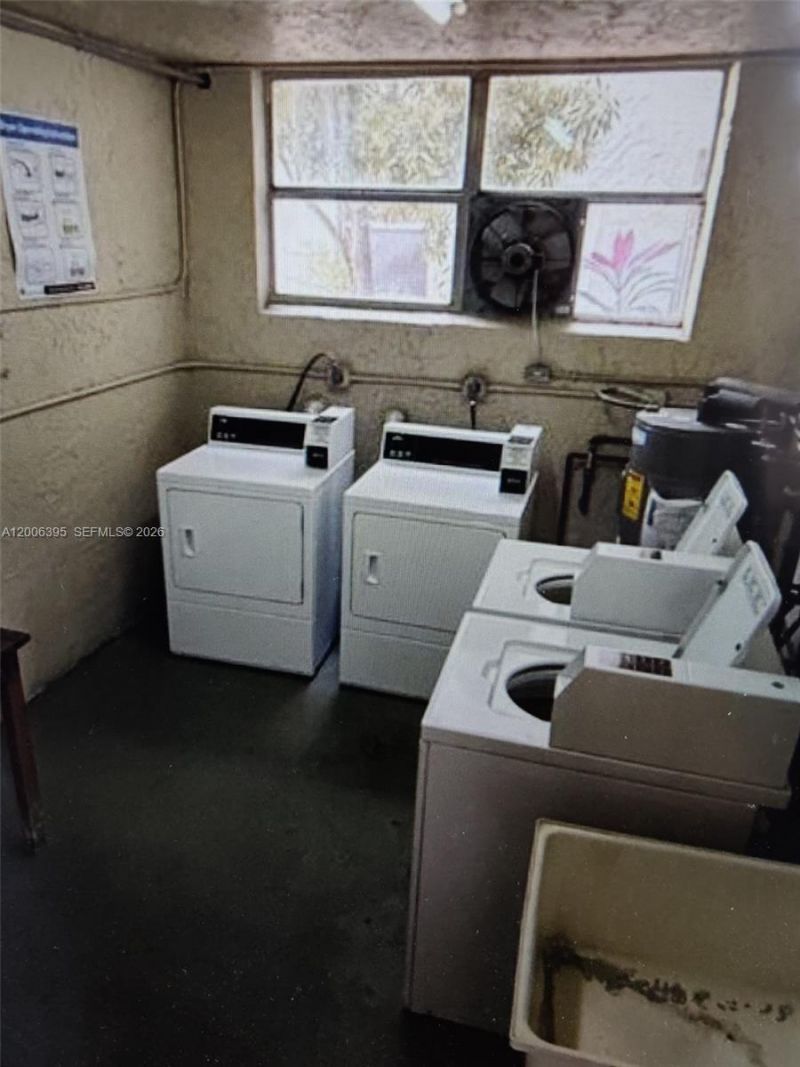 1810 N Lauderdale Ave , Unit 2204, North Lauderdale, FL 33068 Photo