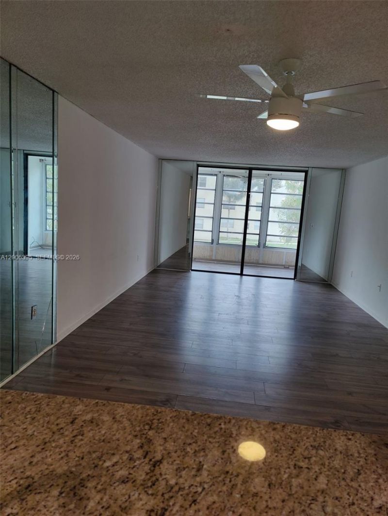 1810 N Lauderdale Ave , Unit 2204, North Lauderdale, FL 33068 Photo