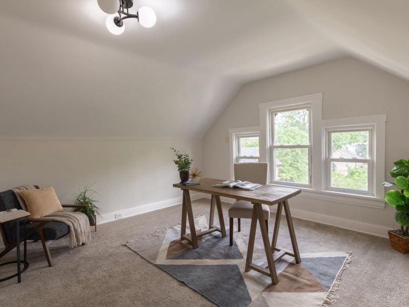 1537 Dixmont Avenue, Cincinnati, OH 45207 Photo 18