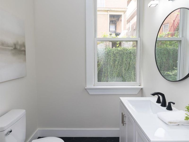 1537 Dixmont Avenue, Cincinnati, OH 45207 Photo 7