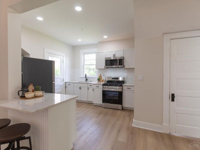 1537 Dixmont Avenue, Cincinnati, OH 45207 Photo 8