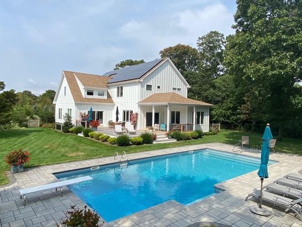 17 Willowood Court, Westhampton, NY 11977