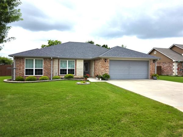 203 W Hall Court , Early, TX 76802