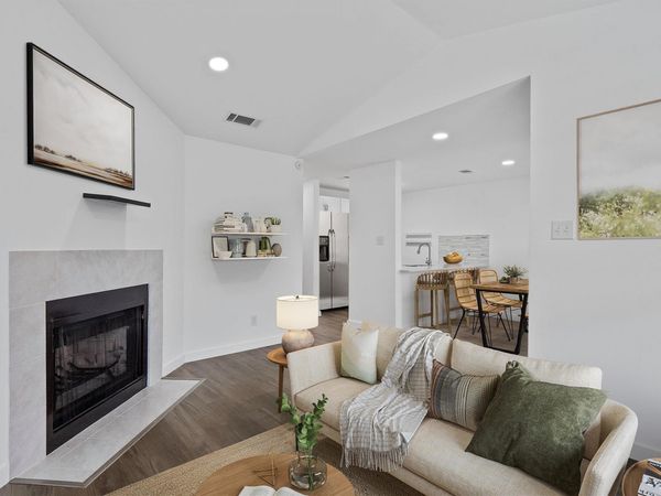 6409 Burns ST, Unit 304, Austin, TX 78752