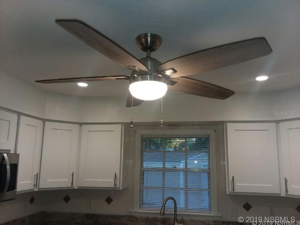 572 Palm Drive, New Smyrna Beach, FL 32168 Photo