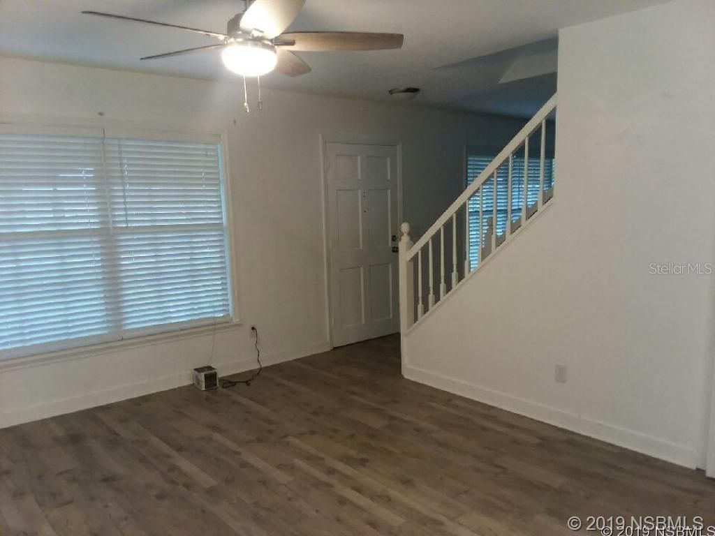 572 Palm Drive, New Smyrna Beach, FL 32168 Photo
