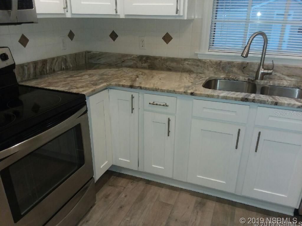 572 Palm Drive, New Smyrna Beach, FL 32168 Photo
