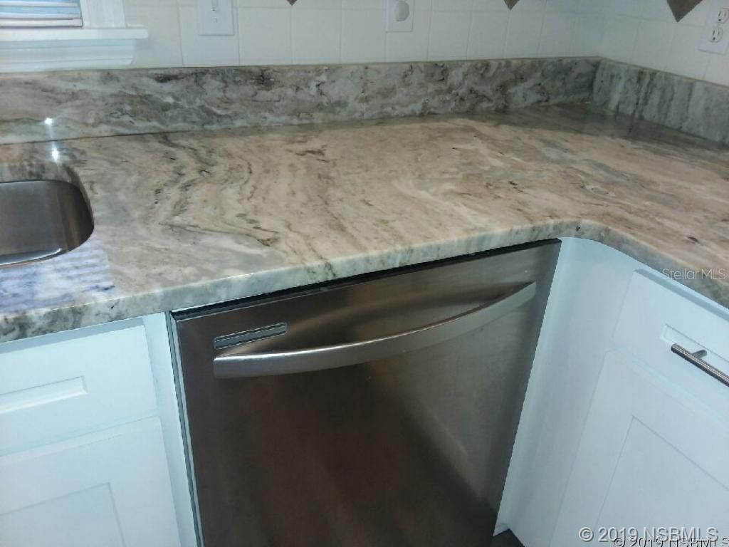 572 Palm Drive, New Smyrna Beach, FL 32168 Photo