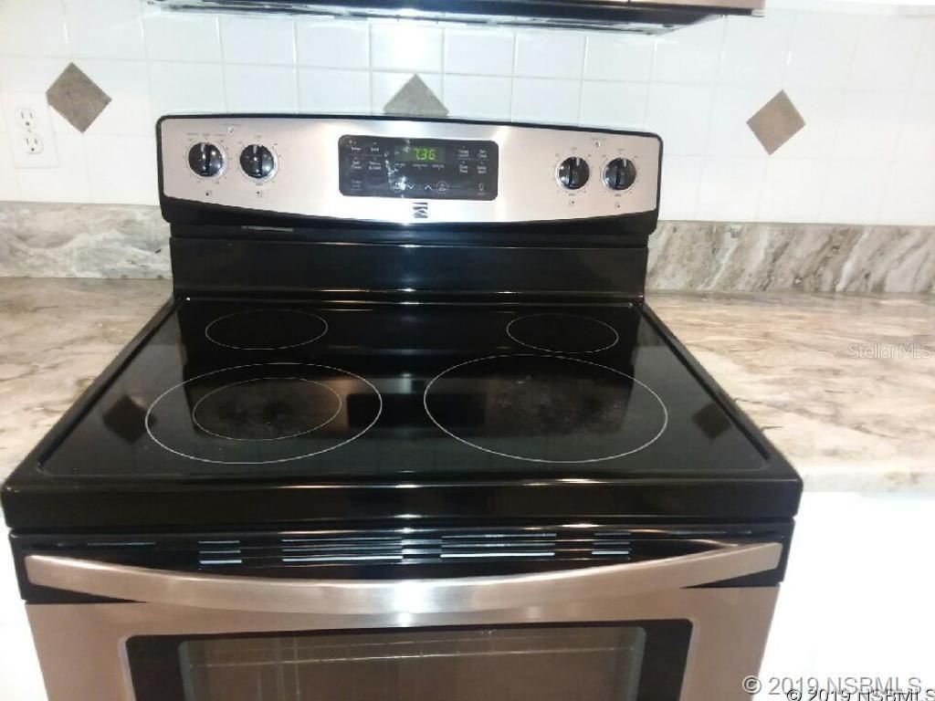 572 Palm Drive, New Smyrna Beach, FL 32168 Photo
