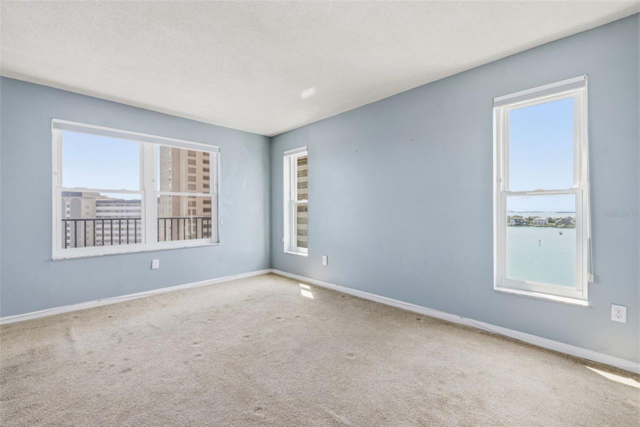 5220 Brittany Dr S , Unit 901, Saint Petersburg, FL 33715 Photo