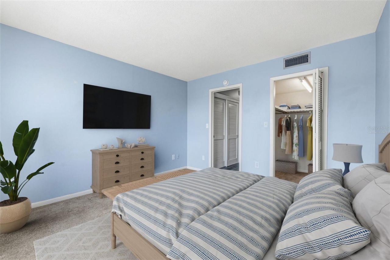 5220 Brittany Dr S , Unit 901, Saint Petersburg, FL 33715 Photo