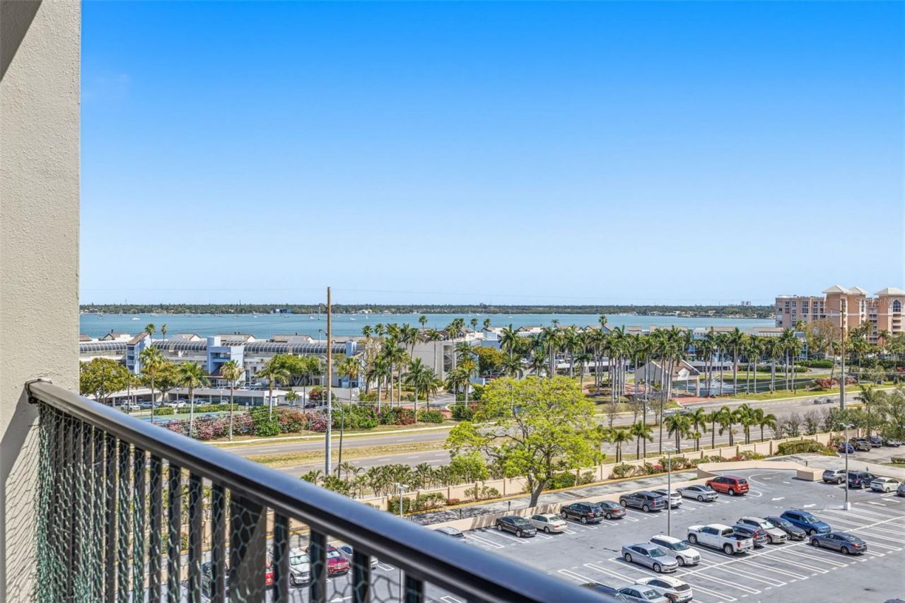 5220 Brittany Dr S , Unit 901, Saint Petersburg, FL 33715 Photo