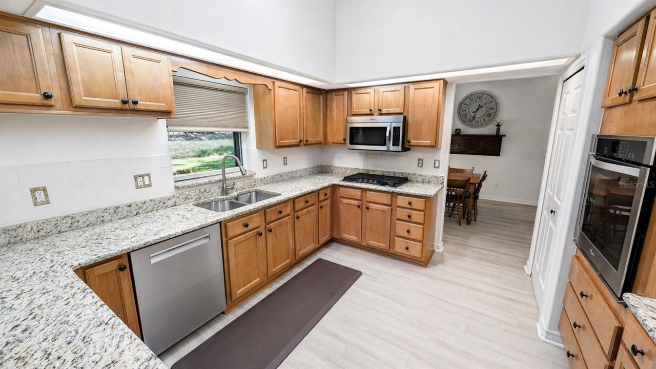 5277 Indian Ocean Loop, Tavares, FL 32778 Photo