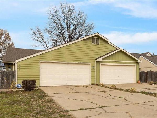 1200-1202 E 25th Terrace, Lawrence, KS 66046