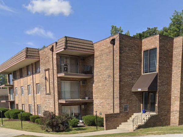 550 Michigan City Road, Unit 1C, Calumet City, IL 60409