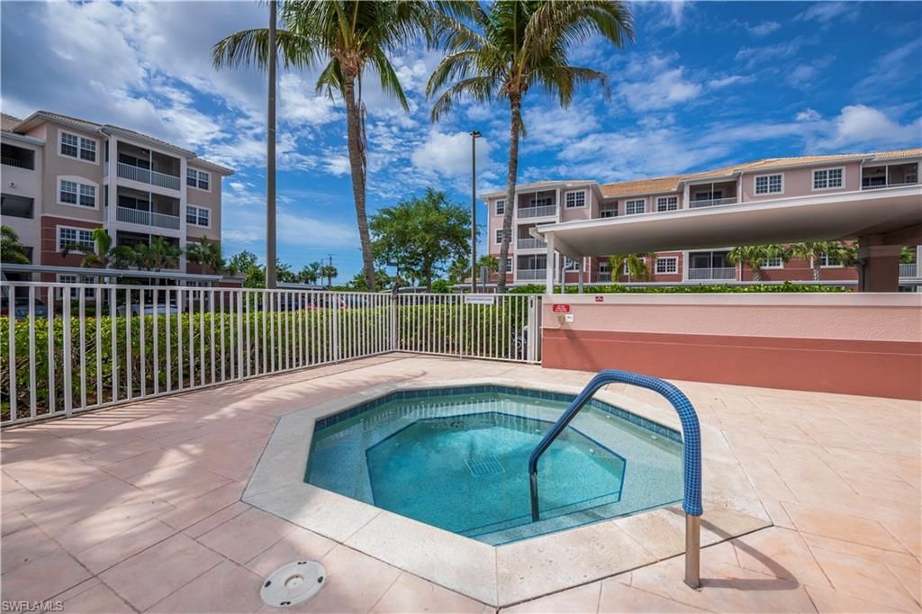 11700 Pasetto Ln, Unit 102, Fort Myers, FL 33908 Photo