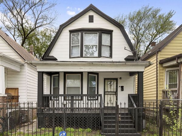6012 S Honore Street , Chicago, IL 60636