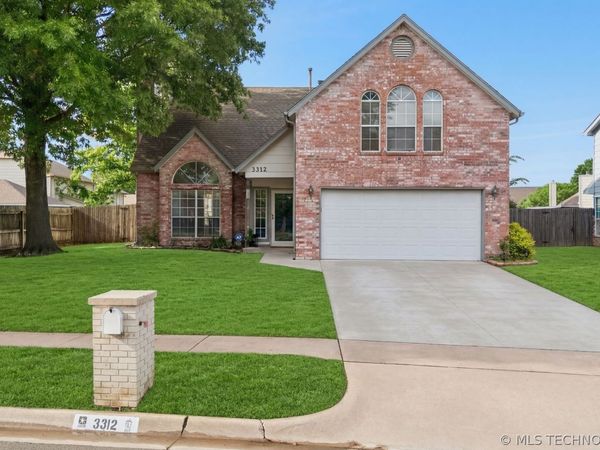 3312 W Houston Place, Broken Arrow, OK 74012
