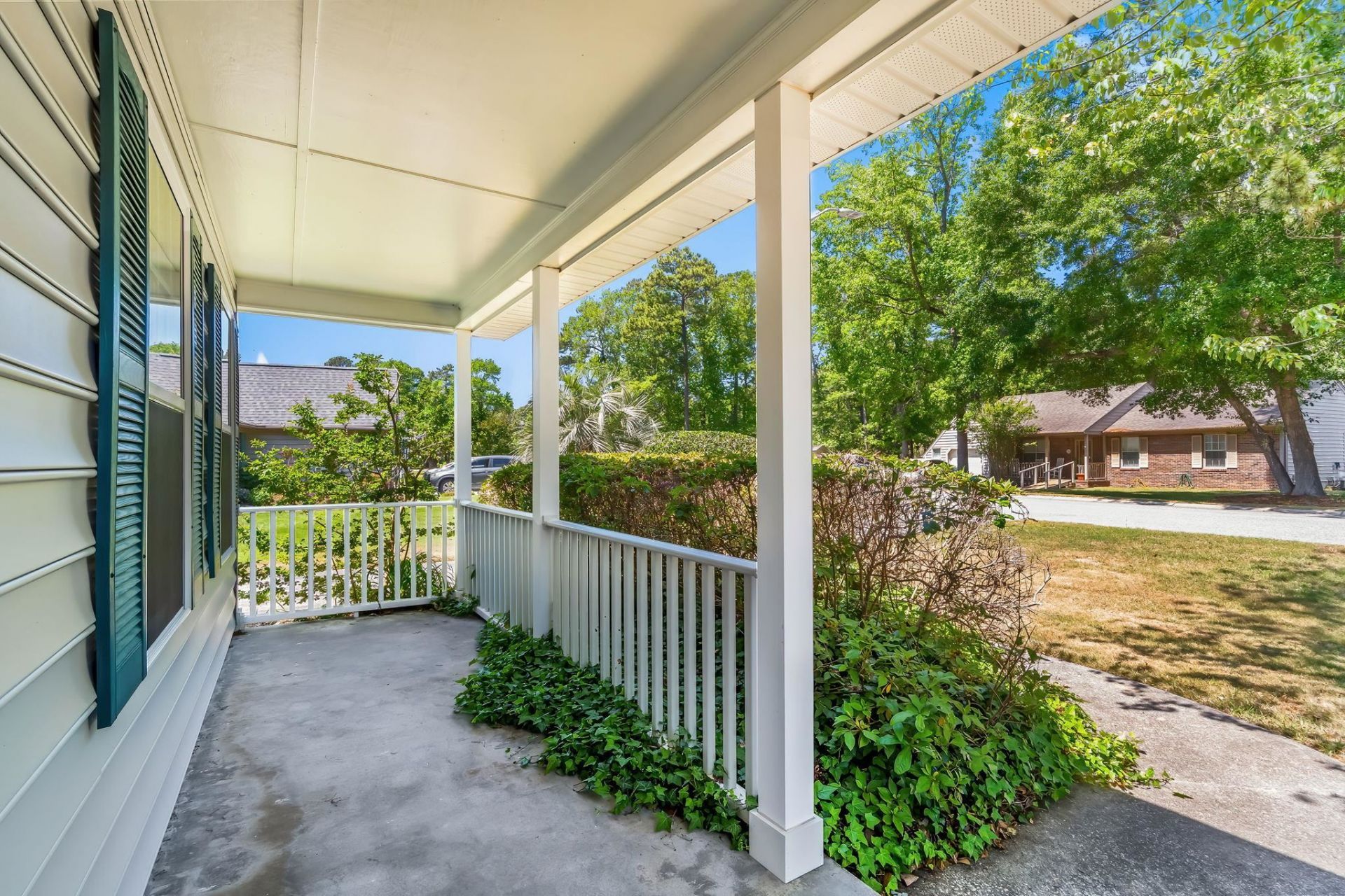 108 Woodlake Dr. Photo 10