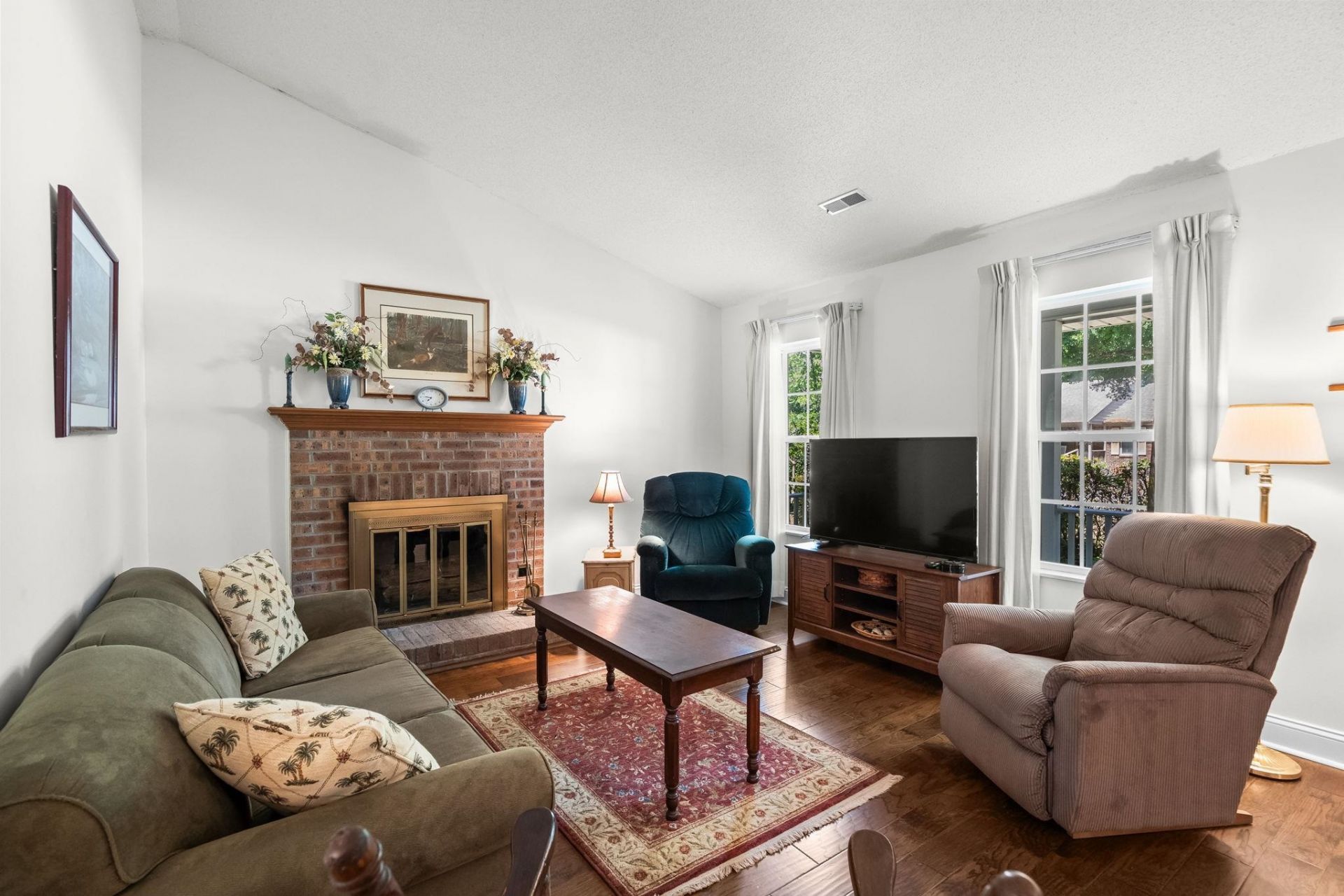 108 Woodlake Dr. Photo 15
