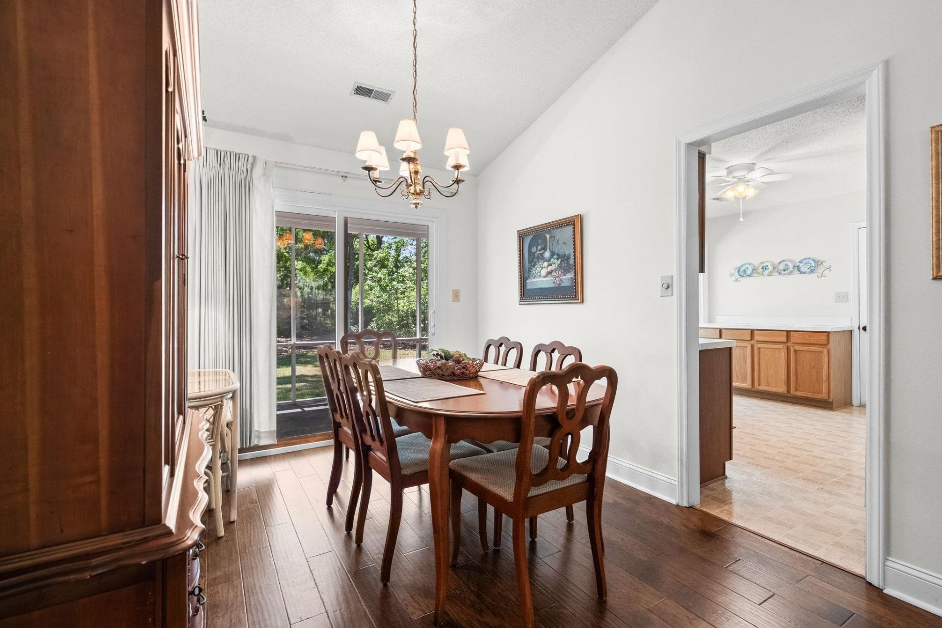 108 Woodlake Dr. Photo 18