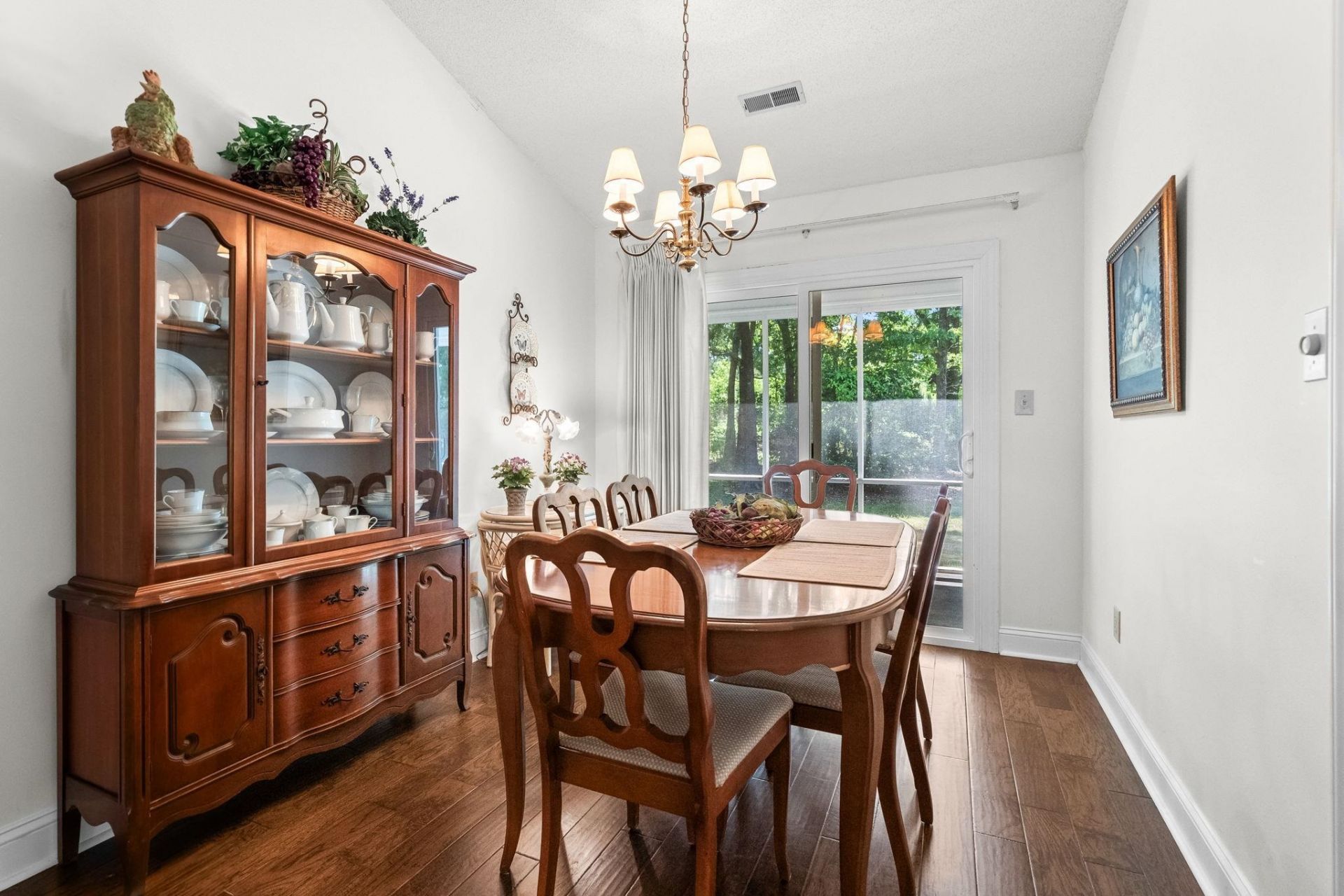 108 Woodlake Dr. Photo 19