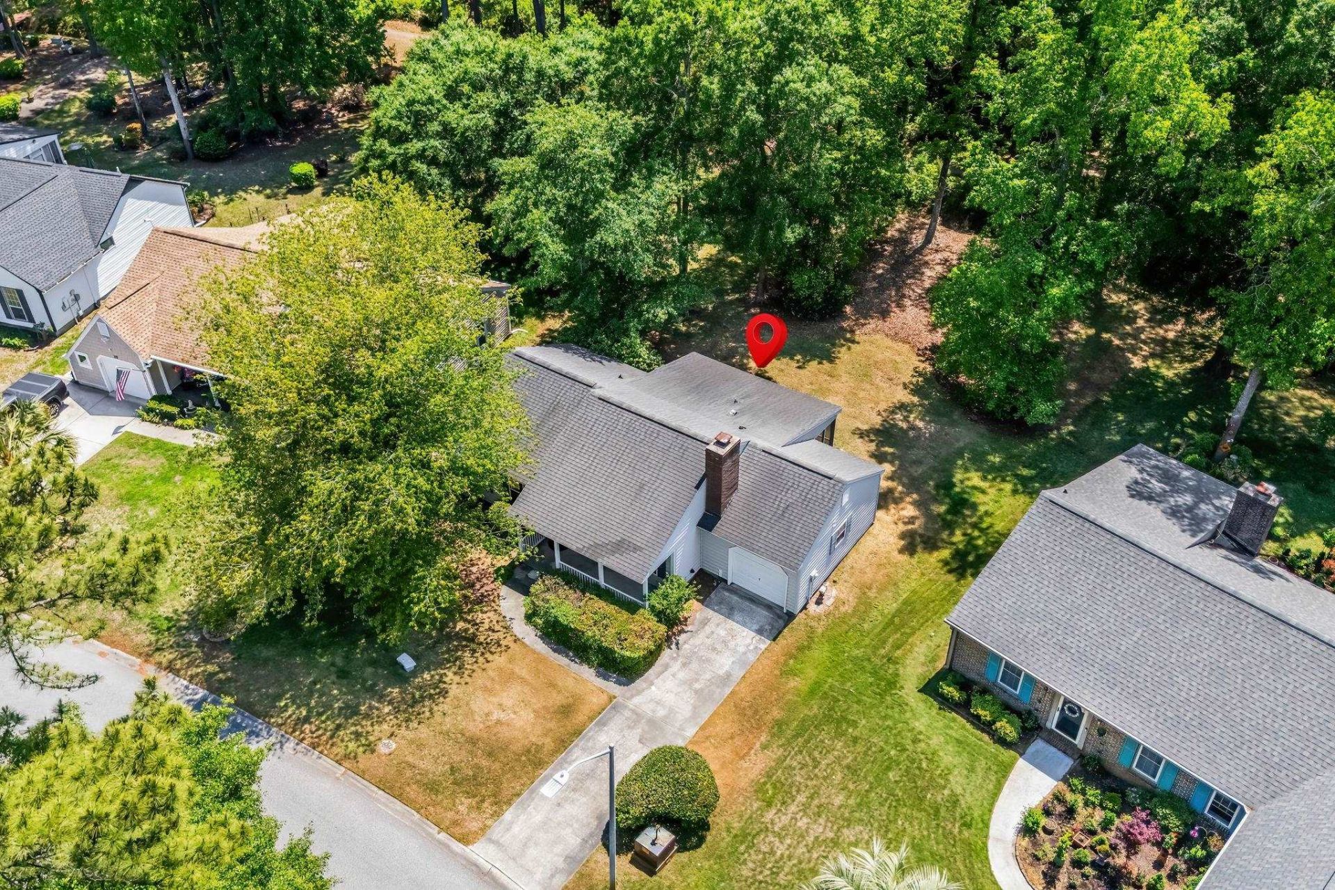 108 Woodlake Dr. Photo 2